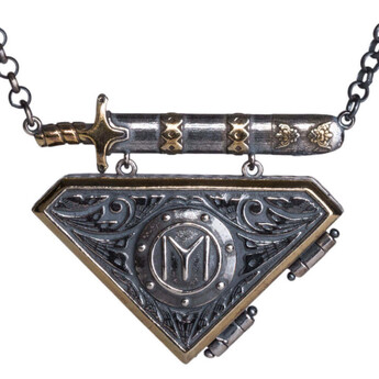 Amulet pendant online